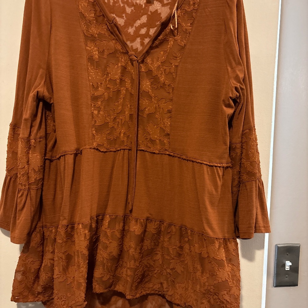 Cupio Women’s top